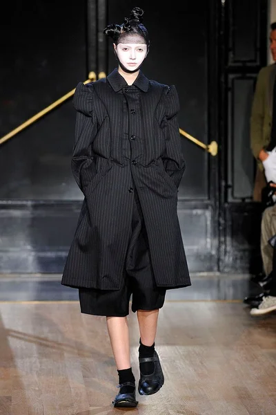Look 9